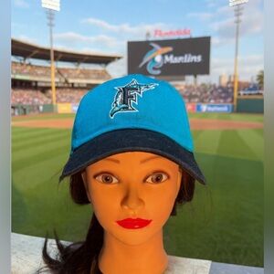 Vintage 1990’s Florida Marlins Baseball Cap Cooperstown Collection!